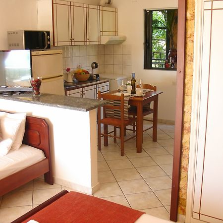 Ionian P Apartments 普雷韦扎 外观 照片